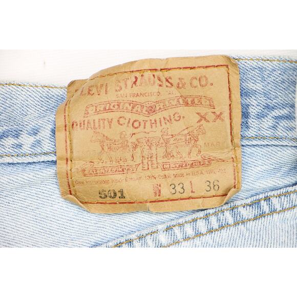 Vintage Levi's 501 Light Wash Rock Grunge High Waisted Festival Mom Denim Jeans - Picture 8 of 8